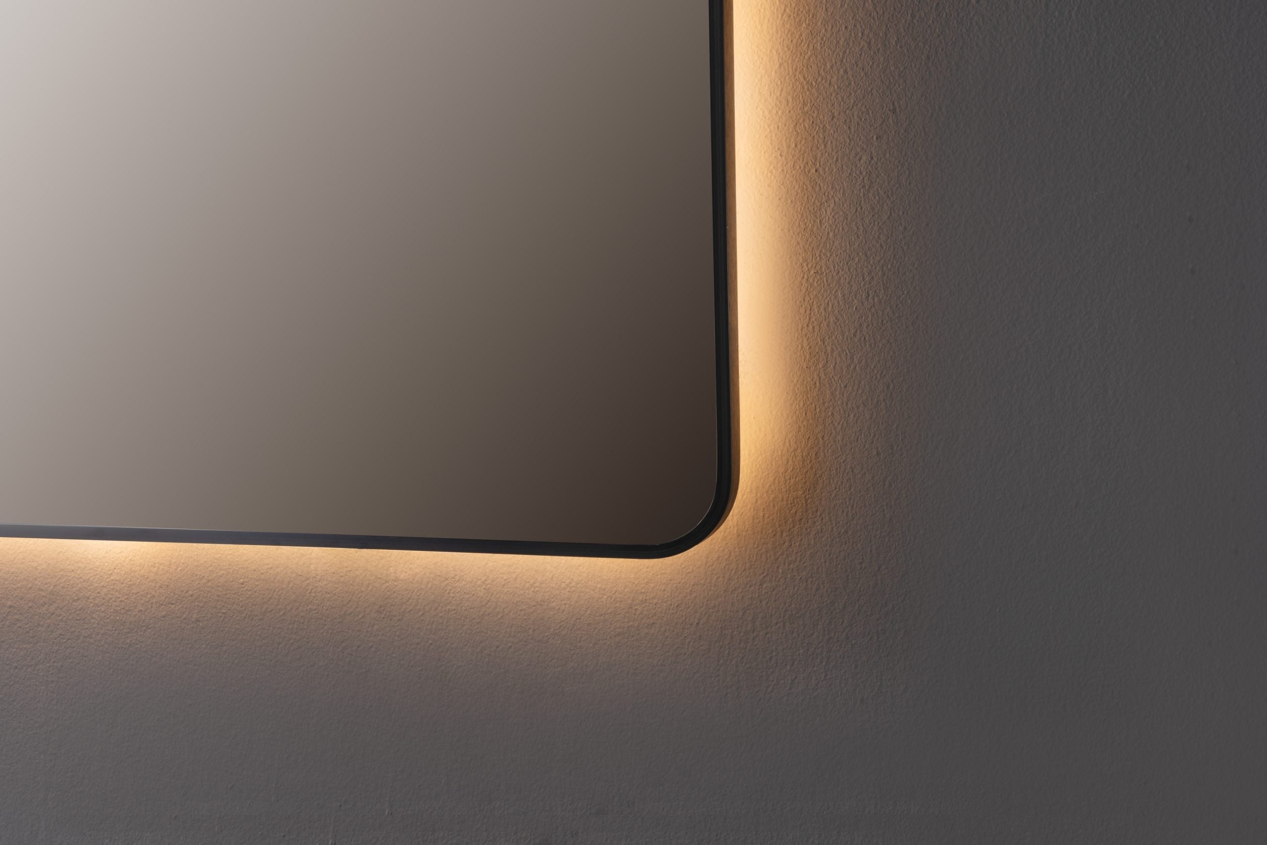Oglinda LED Patrata Premium 80×80 cm, Rama Neagra, 3 Tipuri de Lumina – Calda, Rece, Neutra